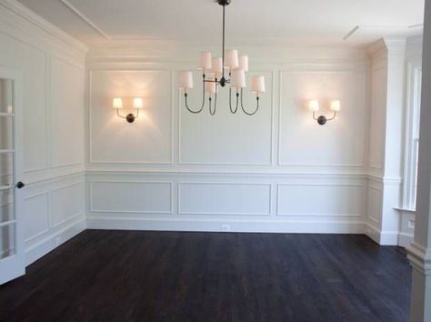 Decoration Hall, Wainscoting Ideas, Living Room Panelling, Dining Room Wainscoting, Dining Room Updates, Wainscoting Panels, Piano Room, Bedroom Master, Luxury Bedroom