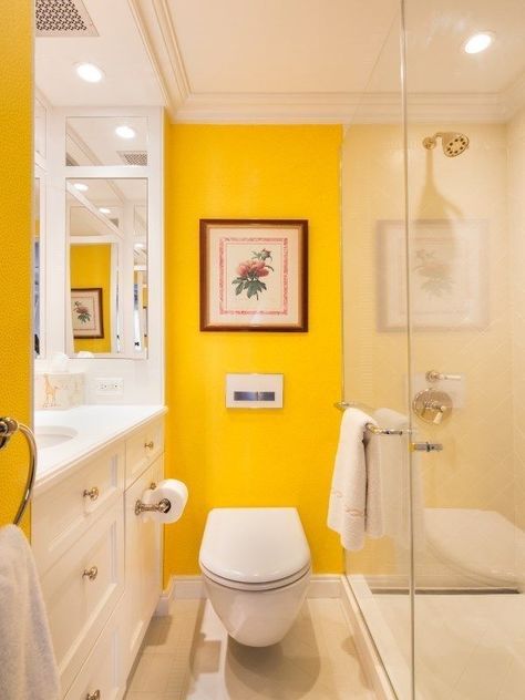 Small Bathroom Colors, Best Bathroom Designs, Yellow Bathrooms, Gold Bathroom, Florida House, Small Bathroom Design, Bathroom Light Fixtures, Simple Bathroom, Small Bathroom Decor