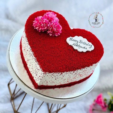 1 Pound Cake Design, Red Velvet Cake Design Birthdays, Aniversary Cakes Designs, Simple Anniversary Cakes, Cake Pic, Shiva Tandav, Anniversary Cake Designs, Surprise Birthday Decorations, Happy Anniversary Cakes