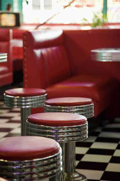 Retro Burger, Diner Chairs, Burger Place, Burger Places, Kodak Moment, Retro Diner, Going Shopping, Soda Fountain, Scandinavian Interior Design