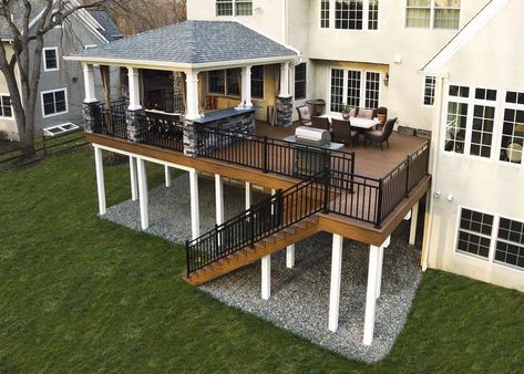 Custom TimberTech Deck/Porch, Bryn Mawr PA | 774 Sq Ft | Keystone Custom Decks Deck Remodel, Backyard Patio Deck, Deck And Patio, Building A Porch, Patio Deck Designs, Deck Designs Backyard, Deck Projects, House Deck, Custom Decks