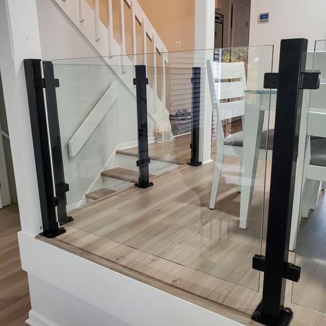 Glass Railings For Stairs Indoor, Indoor Glass Railings, Indoor Glass Stair Railings, Glass Loft Railing, Glass Railing Indoor, Glass Railing Interior, Glass Railings, Glass Stair Railing, Modern Railing Indoor