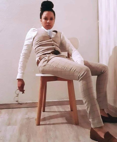 Masculine Women Wedding Attire, Lesbian Wedding Outfits Suits Style Tomboy, Stud Photoshoot Ideas, Stud Wedding Outfits, Stud Formal Outfits, Stud Dressy Outfits, Masc Women In Suits, Lesbian Fashion Formal, Lesbian Wedding Outfits Suits Style