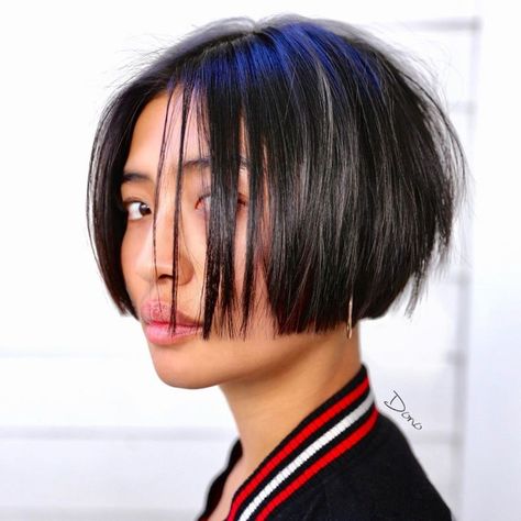 50 Cute Blunt Cut Ideas That’ll Convince You to Ditch Those Layers Short Bob Haircuts, Trending Haircuts, Natural Hair Color, Short Bob Hairstyles, Hair Today, Pixie Haircut, Hair Dos, Bobs Haircuts, Fine Hair