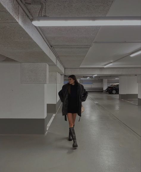 Streetwear Photoshoot Ideas, Streetwear Photoshoot, Underground Garage, Birthday Pics, Film Photography Tips, Parking Garage, Dark Photography, Street Photo, Fall Photos