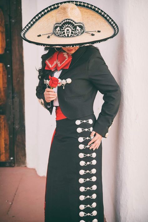 Mexican Girl Outfit, Mariachi Costume, Mariachi Outfit, Mariachi Suit, Charro Outfit, Charro Suit, Mexican Beauty, Charro Quinceanera Dresses, Traditional Mexican Dress