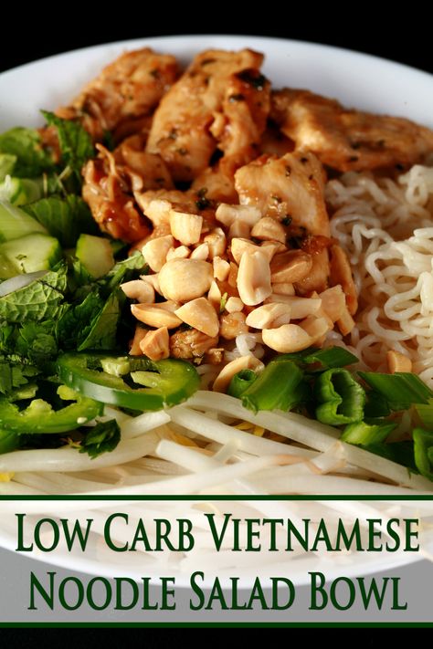 Low Carb Vietnamese Noodle Salad Keto Vietnamese Salad, Low Calorie Vietnamese Recipes, Keto Noodle Salad, Low Carb Asian Salad, Asian Noodle Salad Recipe, Vietnamese Noodle Salad, Vermicelli Salad, Noodle Bowls Recipes, Keto Noodles