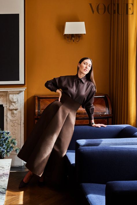 Inside Designer Emilia Wickstead’s Elegant West London Home | British Vogue 1940s Fashion Dresses, Rearranging Furniture, Philip Johnson, London Home, Emilia Wickstead, Uk Photos, Her Majesty The Queen, Brno, British Vogue