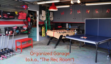 Check out this VERY organized and beautiful garage-turned into a Rec Room with lots of great organizing. Garage Rec Room, Rec Room Ideas, Kids Garage, Garage Playroom, Teen Hangout, Organized Garage, Garage Game Rooms, Garage Room, Car Port