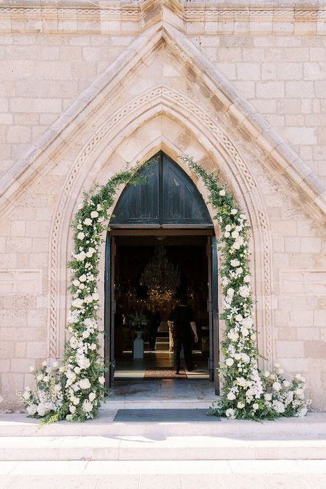 GREEK-AMERICAN WEDDING WITH WHITE LUXURY DETAILS IN THE HEART OF RHODES, GREECE. Wedding Chapel Flowers, Wedding Chapel Decorations, Stone Chapel, Church Aisle, Reception Stage, Reception Stage Decor, Taupe Wedding, Wedding Church Decor, Apple Wedding