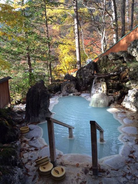 Onsen Japan, Japanese Onsen, Japanese Hot Springs, Nagano Japan, Outdoor Spa, Camping Checklist, Wolfram, Hot Spring, Hot Tubs