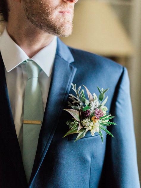 Pocket square! A fun alternative to a boutonniere.  By Lark Floral Pocket Square Styles, Pocket Square Wedding, Groomsmen Boutonniere, Groom Boutonniere, Floral Pocket, Boutonniere Wedding, Pocket Squares, Elopement Inspiration, Suit Accessories