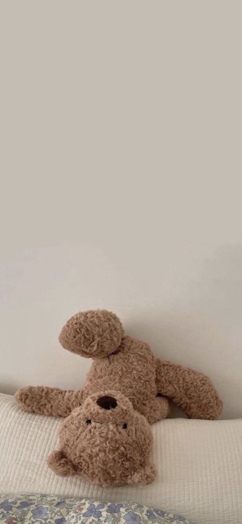 Beige Ipad Aesthetic, Ipad Beige Wallpaper, Beige Wallpaper Iphone, Teddy Bear Aesthetic, Pastel Fall, Teddy Bear Wallpaper, Neutral Wallpaper, Iphone Homescreen Wallpaper, Beige Wallpaper