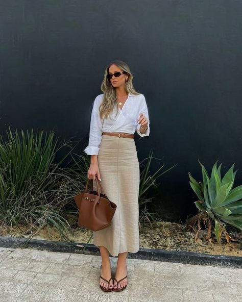 Feminine Outfits Classy, Soft Feminine Outfits, Business Chic Style, Neat Casual Outfits, Chic Summer Outfits, Modest Fashion Outfits, Feminine Outfit, Boho Casual, Classic Outfits