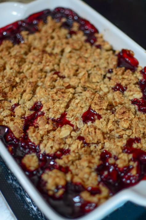 Nothing screams summertime like cherries! This sour cherry crisp is a fantastic dessert recipe to highlight summer fruits! This tart cherry crisp is juicy, sweet and tart, and the topping is buttery and pairs perfectly with the cherries. AND, I've included directions on how to make this dessert with sweet cherries as well! Yum! #thesaltypot #sourcherries #tartcherries #sourcherrydesserts #dessertswithcherries #cherryrecipes #dessertrecipes #dessertcrisprecipes Canned Cherries Recipes Desserts, Dried Cherry Recipes Desserts, Wild Cherry Recipes, Dry Cherries Recipes, Recipes Using Dried Sweet Cherries, Recipes With Tart Cherries, Red Tart Cherries Recipes, Recipes Using Dried Red Tart Cherries, What To Make With Dried Cherries