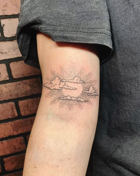 ••• RACH K. ••• on Instagram: “🌤a mini version of the sun and clouds from my flash for Emily🌤” Apollo Tattoo, Sunshine Tattoo, Sunset Tattoos, Cloud Tattoo, Fire Tattoo, Tasteful Tattoos, Sun Tattoo, Dainty Tattoos, Subtle Tattoos