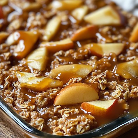 Caramel Apple Breakfast, Cinnamon Apple Oatmeal Bake, Quick And Easy Caramel Apple Oatmeal Bake, Baked Apple Oatmeal Breakfast, Carmel Apple Oatmeal Crisp, Carmel Apple Over Night Oats, Carmel Oatmeal Apple Bake, Apple Bake Breakfast, Dessert With Oatmeal