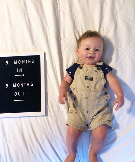 #baby #9monthold #monthlypicture #letterboard #babyletterboard #babymonthbymonth 9 Month Old Photo Ideas, Month Old Photo Ideas, Baby Birthday Quotes, 7 Month Baby, 8 Month Baby, Baby Captions, 9 Month Old Baby, Baby Milestones Pictures, Monthly Baby Pictures