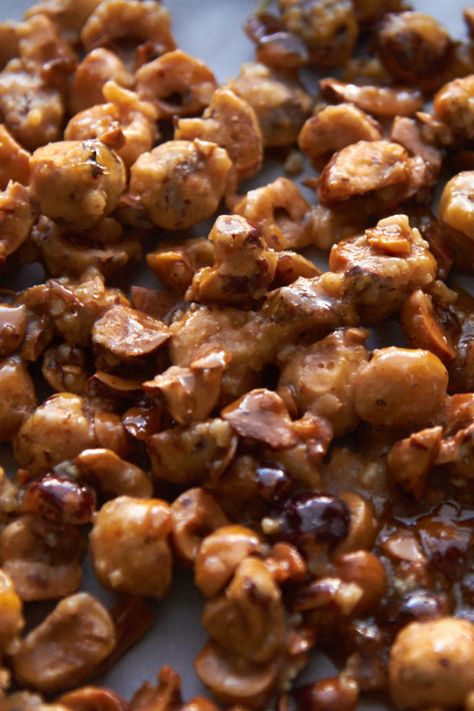 Toasted Hazelnuts Recipe, Hazel Nuts Recipes, Candied Hazelnuts Recipe, Hazelnuts Recipes, Homemade Lollies, Glazed Nuts, Brown Sugar Pork Chops, Hazelnut Recipes, Thanksgiving Baking