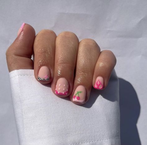 Pretty Biab Nails, Ibiza Biab Nails, Biab Nails Summer Holiday, Square Biab Nails Summer, Colourful Holiday Nails, Biab Nail Design Holidays, Holiday Nails Summer Biab, Summer Biab Nails Short, Nail Ideas Biab