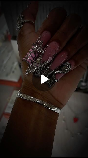 Chrome And Pink Nails, Fye Nails, February 8, David Beckham, Makeup Videos, Nail Trends, Houston Tx, Pink Nails, Nail Inspo