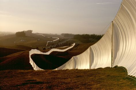 A Tribute to Christo’s Unforgettable Art Works | The New Yorker Bridge In Paris, Christo And Jeanne Claude, New York City Central Park, Centre Pompidou Paris, Jeanne Claude, Richard Long, Andy Goldsworthy, Marin County, Earth Art