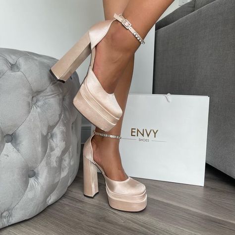 Formal Shoes Platform, Nude Heels Prom, Cream Platform Heels, Prom Shoes Closed Toe, Nude Heels Wedding, Platform Wedding Shoes, Satin Platform Heels, Nude Platform Heels, Wedding Platform