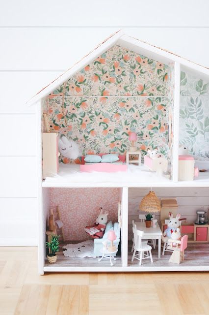 Ikea Flisat Hack, Botanic Wallpaper, Wallpaper Dollhouse, Ikea Dollhouse, Ikea Flisat, Bunny Family, Modern Dollhouse Furniture, Doll House Wallpaper, Ikea Kids