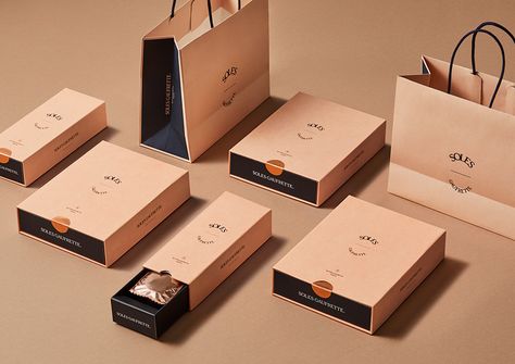 Cake Boxes Packaging, Luxury Brand Packaging, Gift Box Images, Jewelry Packaging Design, Gift Set Packaging, Bottle Design Packaging, Dessert Packaging, Fashion Packaging, Photography Advertising