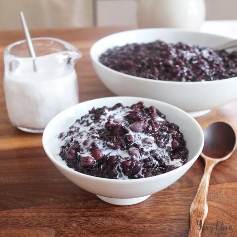 Chinese Rice Pudding, Healthy Rice Pudding, Red Bean Dessert, Black Rice Recipe, Black Rice Pudding, Chinese Desserts, Dessert Soup, Asian Dish, Vegetarian Mains