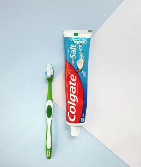 Product photography Toothpaste Product Shoot, Toothpaste Photography Ideas, Toothpaste Product Photography, Toothpaste Photography, Colgate Toothpaste, Product Shoot, Photography Product, Office Set, Product Photography