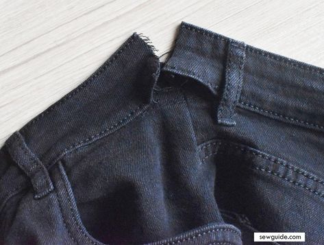 How To Alter Loose Jeans To One That Fits At The Waist : 5 Ways - SewGuide Take In Jeans Waist, Loose Jeans, 5 Ways, Sewing Hacks, Loose Fitting, Sewing