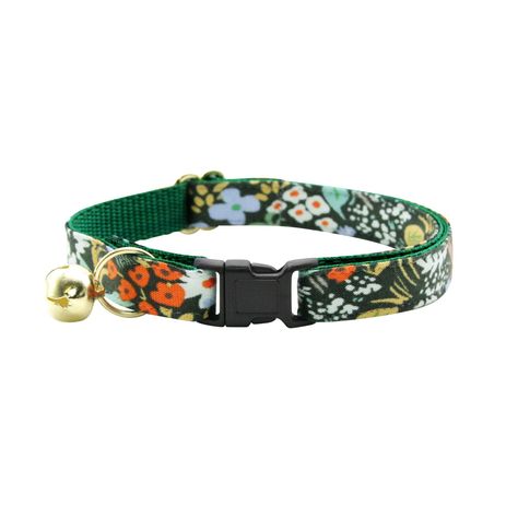 Looking for the purr-fect accessory for your stylish feline friend? Check out our top 10 trendy cat collars that are both fashionable and functional. From colorful patterns to sleek designs, these cat collars are sure to make your kitty stand out. Shop now and give your cat the ultimate style upgrade! Cute Cat Collars, Mud House, Cat Accessories, Cat Collar, Cat Pin, Split Ring, Metal Rings, Types Of Collars, Pet Accessories