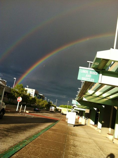 Double Rainbow at the Sunport Airport in Albuquerque, NM Albuquerque Aesthetic, Story Settings, New Mexico Style, Travel New Mexico, New Mexico Santa Fe, Hatch Green Chile, Albuquerque News, New Mexico Usa, Cloud Lights