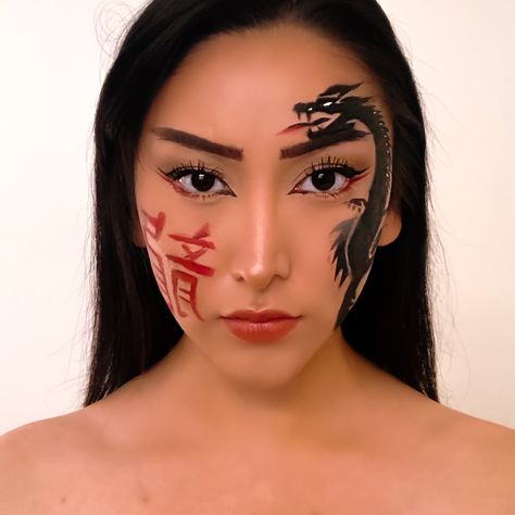 Mulan Makeup Ideas, Mulan Inspired Makeup, Ninja Makeup Halloween Eye, Mulan Makeup Look, Ninja Make Up, Geisha Halloween Costume, Mulan Makeup, Ninja Makeup, Mulan Halloween