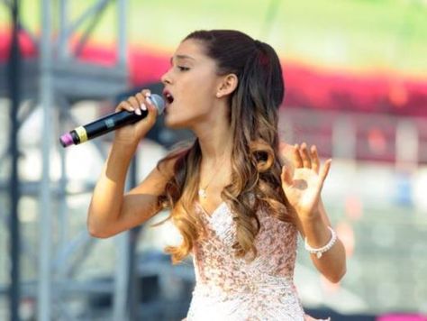 What Modern Pop Star Are You??? Ariana Grande Today, Ariana Grande Poster, Cat Valentine Victorious, Ariana Grande Makeup, Most Popular People, Ariana Grande Concert, Ariana Grande Photoshoot, Ariana Grande Photos, Miranda Lambert