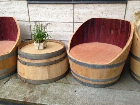 Wine Barrel Diy, Pallet Furniture Shelves, Wine Barrel Chairs, Whiskey Barrel Bar, Wine Barrel Crafts, Diy Headboard Wooden, Wine Barrel Bar, Barrels Diy, Wooden Barrels