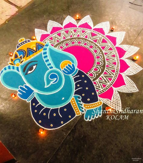 Ganpati Rangoli Designs, Ganpati Rangoli, Sanskar Bharti Rangoli Designs, Ganesh Rangoli, Rangoli Designs For Competition, Indian Rangoli Designs, Easy Rangoli Designs Videos, Rangoli Designs Simple Diwali, Festival Rangoli