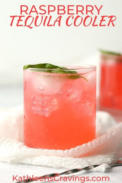 Tequilla Cocktails, Tequila Drinks Easy, Raspberry Drink, Summer Drinks Alcohol, Tequila Cocktail, Yummy Alcoholic Drinks, Tequila Drinks, Liquor Drinks, Boozy Drinks