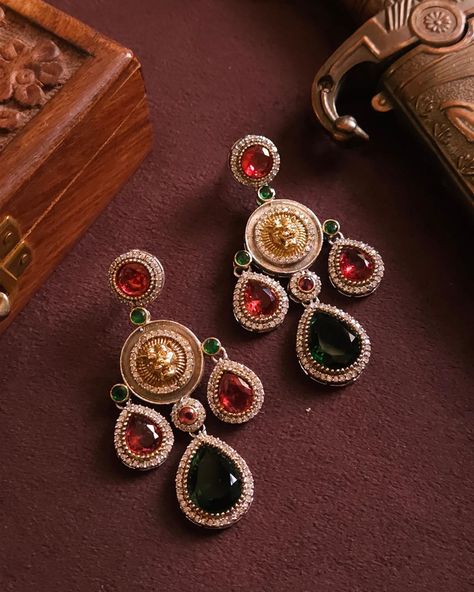 Sabyasachi Style premium quality earrings #jewelry #oxidisedjewellery #sabyasachi #jewelrydesigner Sabyasachi Inspired Jewelry, Sabyasachi Jewellery Jhumkas, Sabyasachi Udaipur Collection, Sabyasachi Old Collection, Sabyasachi 2022, Wedding Hindu, Sabyasachi Jewelry, Jewel Earrings, Sabyasachi Jewellery