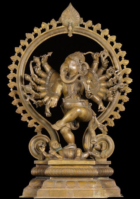 Lord Nataraja, Shiva Ganesh, Dravidian Architecture, Vishnu Laxmi, Om Gam Ganapataye Namaha, Hanuman Statue, Abhaya Mudra, Arrow Bow, Lotus Sculpture