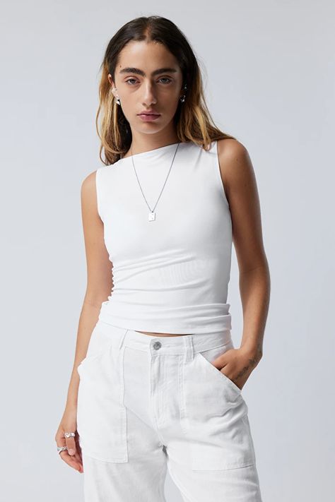 Annie Boatneck Sleeveless top - White - Weekday GB Sleeveless Top Outfit, Yeezy Fashion, White Slacks, Swedish Street Style, Quoi Porter, White Sleeveless Top, Boat Neck Tops, Tops Online, Colour Palettes