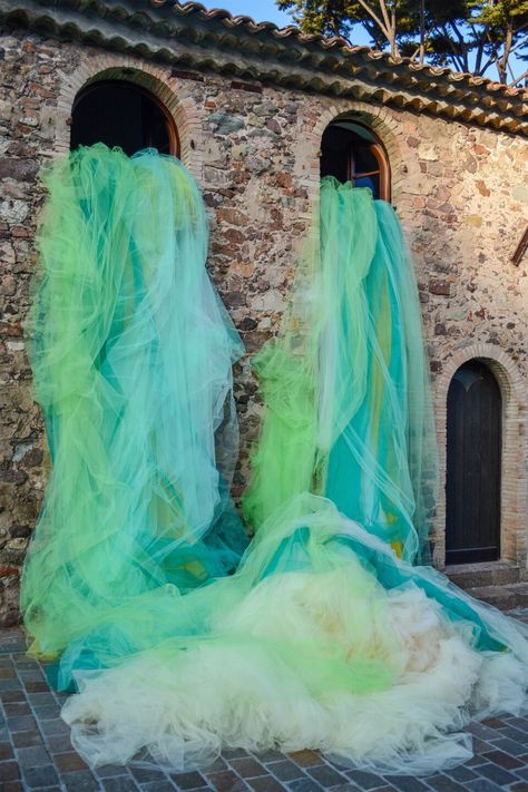 Fabric Installation, French Castles, Colossal Art, Contemporary Textiles, Museum Of Contemporary Art, Stage Design, Tulle Fabric, On The Ground, Textile Artists