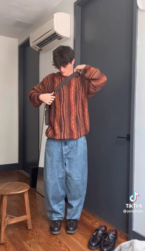 Vintage Sweater Outfit 90s, Coogi Sweater Men Outfit, Coogi Outfit, Vintage Sweater Outfit, Normcore Fashion, Coogi Sweater, Big Pants, Guys Fits, Guy Fits