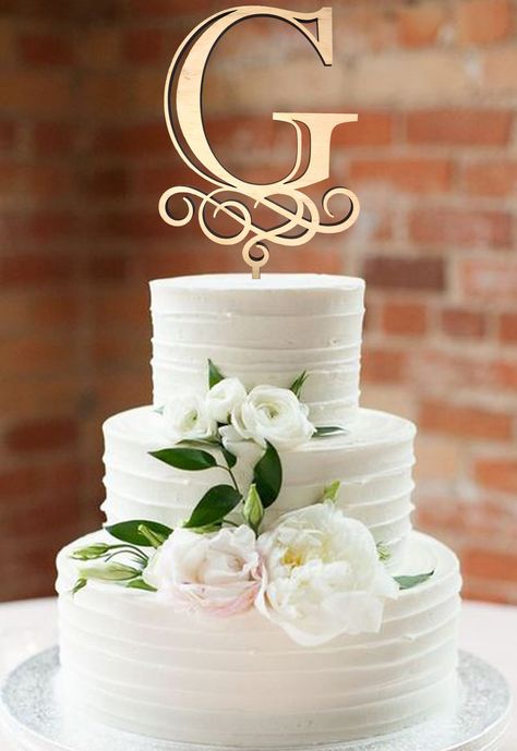 Wedding Cake Toppers Letters, Glitzy Wedding, Wedding Cake With Initials, Wedding Cake Toppers Initials, Cake Topper Wedding Monogram, Mr Mrs Cake Toppers, Gold Cake Topper Wedding, Cake Topper Initials, Monogram Cake Toppers