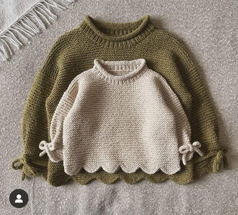 Kids Sweater Pattern, Knitting Baby, Baby Sweater Knitting Pattern, Knit Baby Sweaters, Knitted Baby Clothes, Haken Baby, Diy Couture, Sweater Knitting Patterns, Knitting Girls