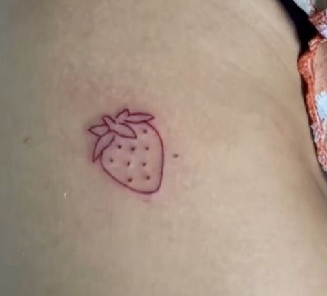 Cutecore Tattoo, Strawberry Outline, Heart Strawberry, Strawberry Tattoo, Outline Tattoo, Red Strawberry, Tattoo Inspo, Pretty Tattoos, Future Tattoos