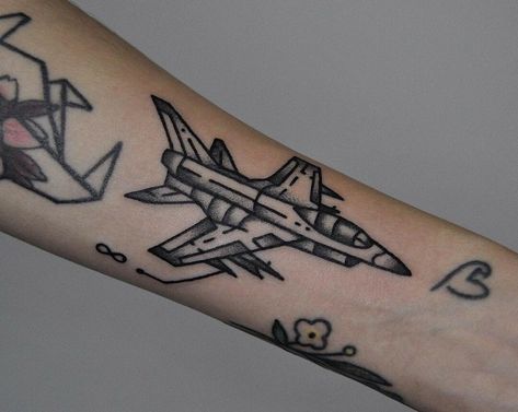 Airplane Tattoo Traditional, Jet Tattoo Ideas, Traditional Plane Tattoo, Fighter Pilot Tattoo, Jet Plane Tattoo, Fighter Plane Tattoo, Fighter Jet Tattoo, Jet Tattoo, Aircraft Tattoo