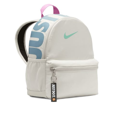 Girly Backpacks, Air Jordan 1 Outfit Women, Mochila Nike, Backpack Jansport, Stylish School Bags, My Style Bags, Nike Bags, Mini Mochila, Body Splash