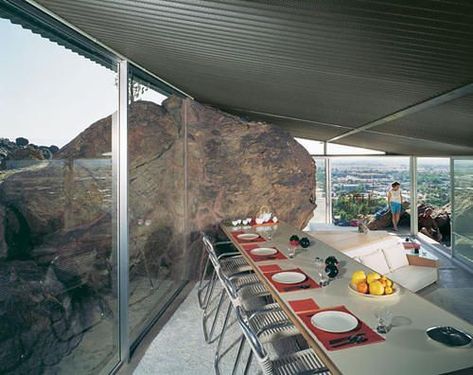 Timothy Sumer - Photography Frey Residence by Albert Frey 1965. Photo by Julius Shulman via... Aesthetic Thoughts, Modern Parisian Apartment, Julius Shulman, Palm Springs Mid Century Modern, Case Study Houses, Mid Century Architecture, Mid Century Modern Interiors, Architectural Photographers, Retro Interior